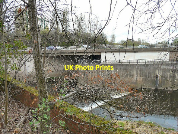 Photo 6"x4" The start of the river Mersey Stockport\/SJ8990 c2012