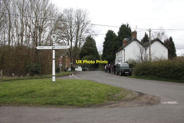 Photo 6"x4" Horsebridge triangle Horsebridge\/SU3430 c2012