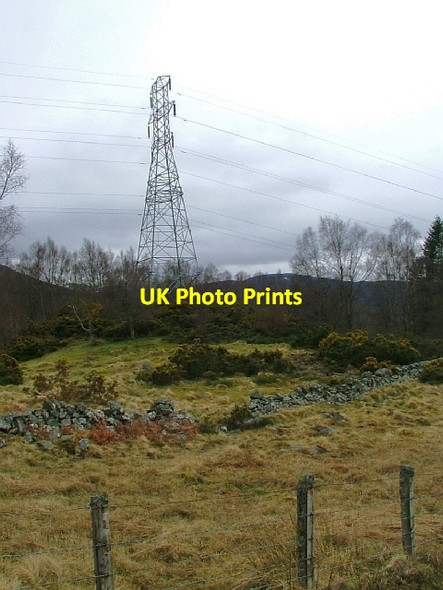 Photo 6"x4" Small Hill with a Pylon Dunalastair c2012