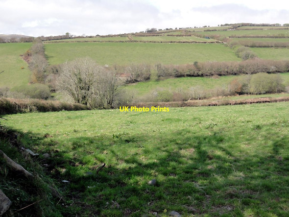 Photo 6"x4" Looking Over a Pastoral Valley Lutton\/SX6961 c2012
