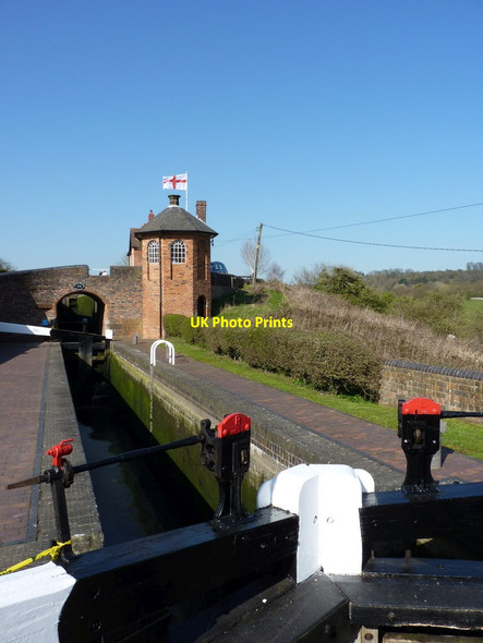 Photo 6"x4" Bratch middle lock - looking uphill Ounsdale c2012
