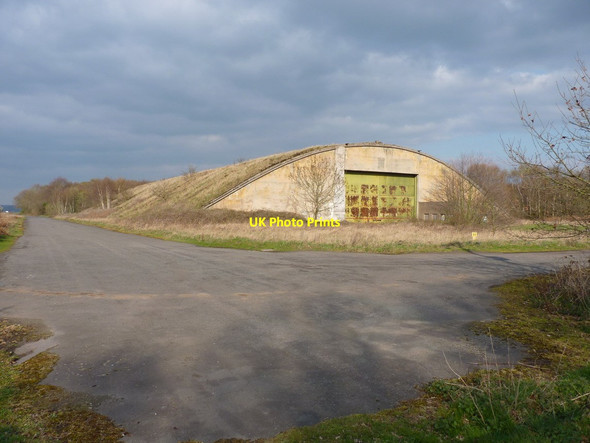 Photo 6"x4" Hangar in the corner of RAF Shawbury Shawbury c2012