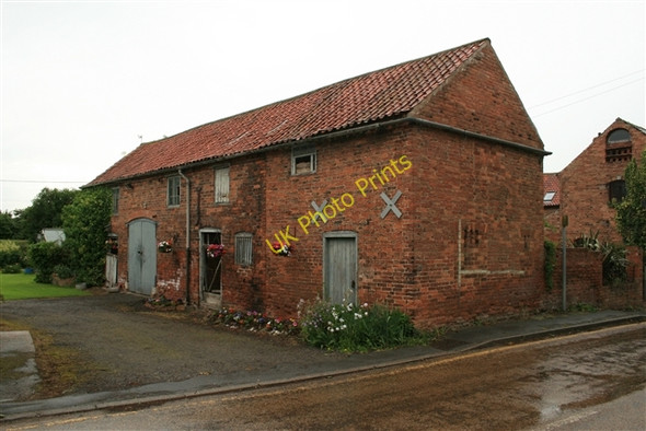 Photo 6"x4" Barn, Church Laneham Church Laneham c2008