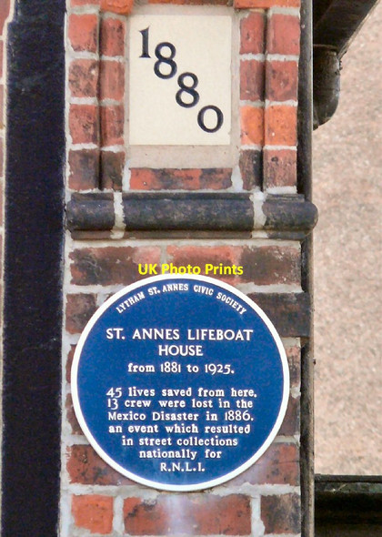 Photo 6"x4" St. Annes Lifeboat House Blue Plaque Lytham St Anne's c2012