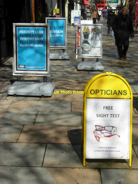 Photo 6"x4" Upper Street, Islington London c2012