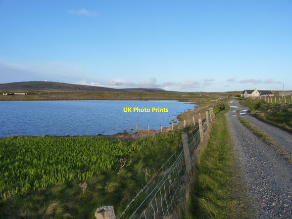Photo 6"x4" The southern end of Loch Eubhal Balranald c2012