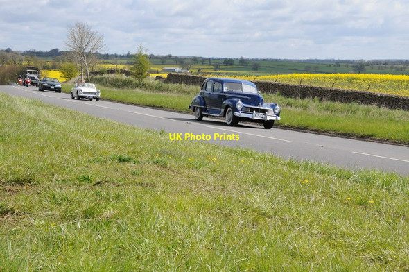 Photo 6"x4" Vintage cars on the A46 (3) Barton End c2012