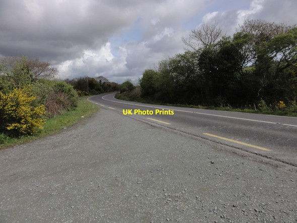 Photo 6"x4" On the R586 Dromore\/W0545 c2012