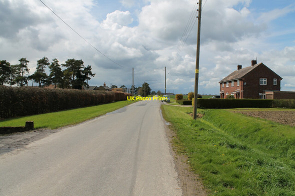 Photo 6"x4" Road near Bishops Farm Sibsey Fen Side c2012