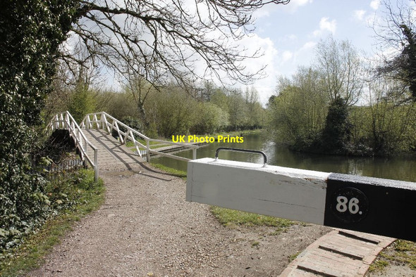 Photo 6"x4" Bridge by the lock Newbury\/SU4767 c2012