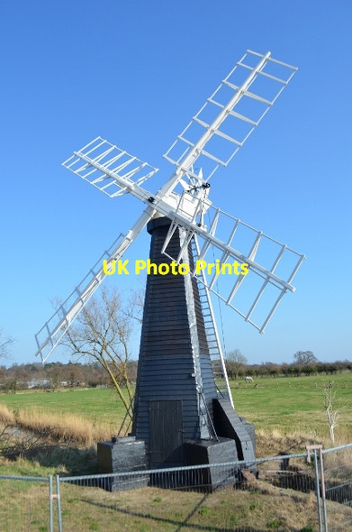 Photo 6"x4" St Olaves Pump St Olaves c2012