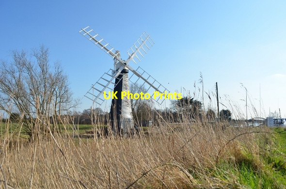 Photo 6"x4" St Olaves Pump St Olaves c2012 P3