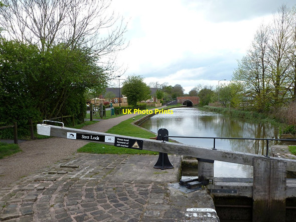 Photo 6"x4" The pound above Stret Lock  Worksop c2012
