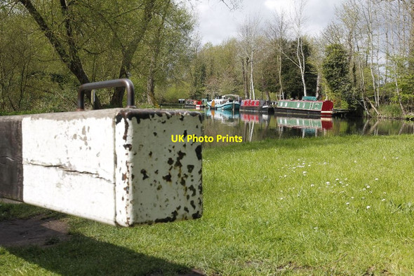 Photo 6"x4" Looking past the arm Newbury\/SU4767 c2012