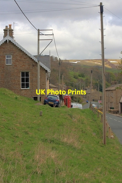 Photo 6"x4" The Old School and Telephone Box Blades\/SD9898 c2012