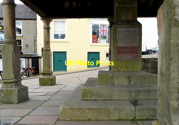 Photo 6"x4" Under Alston Market Cross Alston\/NY7146 c2011
