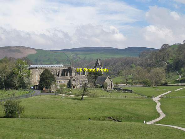 Photo 6"x4" Remains of Bolton Priory Bolton Abbey c2012