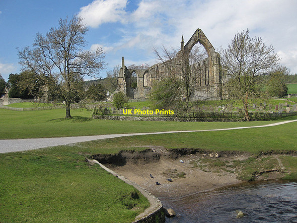 Photo 6"x4" Remains of the Priory of St Mary Bolton Abbey c2012