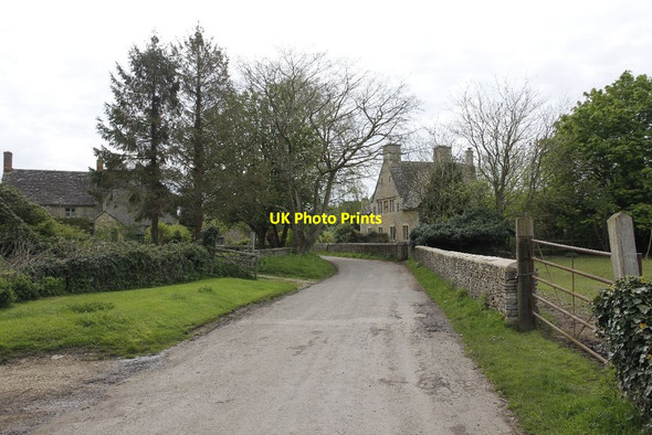 Photo 6"x4" Lane towards the Manor Kelmscot c2012
