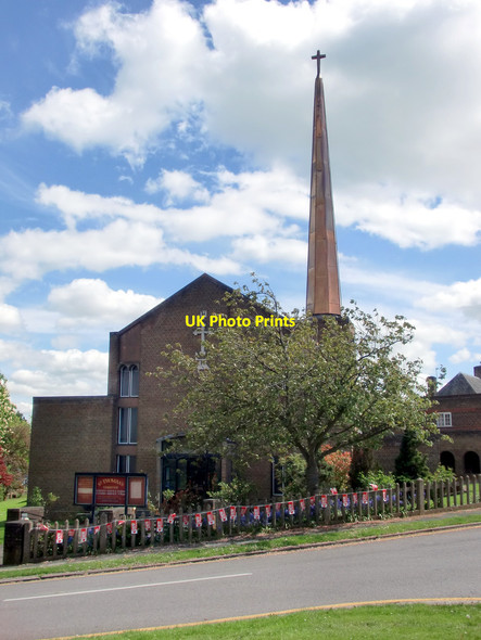 Photo 6"x4" St Thomas's Church, London N14 Southgate\/TQ3094 c2012