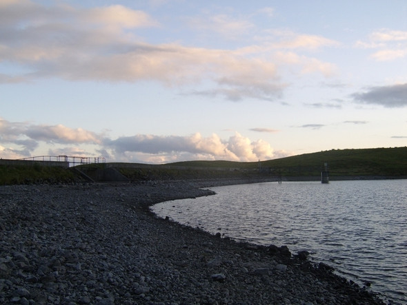 Photo 6"x4" Jaw Reservoir, pier and outflow Duntocher c2008