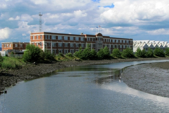 Photo 6"x4" Bombardier Shorts Aerospace, Belfast [2] Belfast c2008