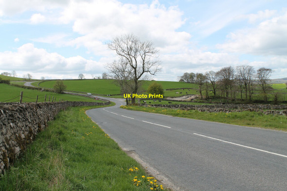 Photo 6"x4" A5270 near Chelmorton Blackwell\/SK1272 c2012