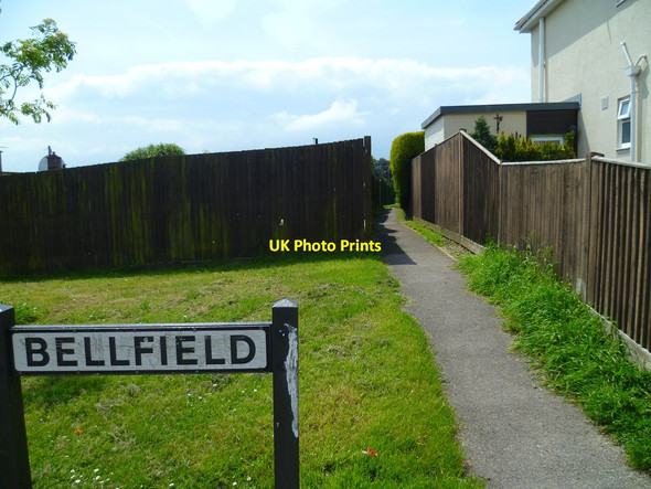 Photo 6"x4" Twitten in Bellfield Titchfield c2012