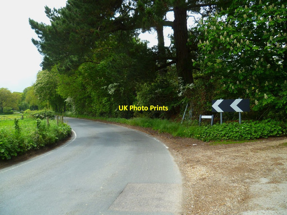 Photo 6"x4" Sharp bend on Triangle Lane Meon c2012