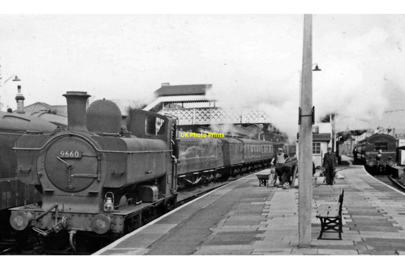 Photo 6"x4" Bridgend Station, with 0-6-0PT Newcastle\/SS9079 c1962