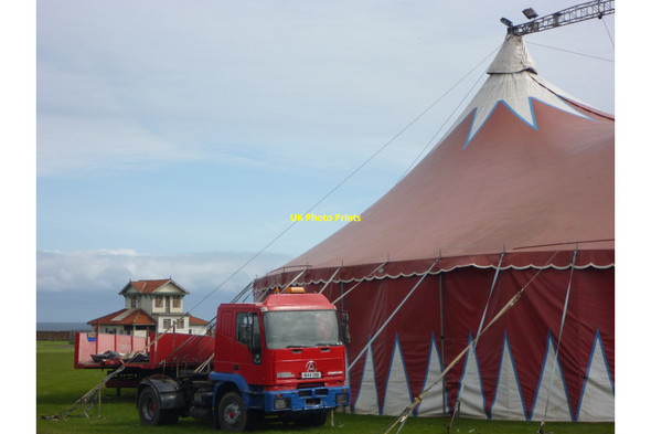 Photo 6"x4" Coastal East Lothian ; The Circus Comes To Winterfield Park, Dunbar Dunbar c2012