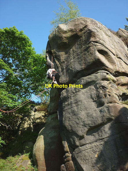 Photo 6"x4" Down but not out at Chatsworth Edge Robin Hood\/SK2772 c2012