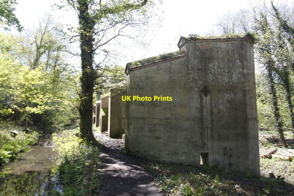 Photo 6"x4" End of the building Chilworth\/TQ0247 c2012