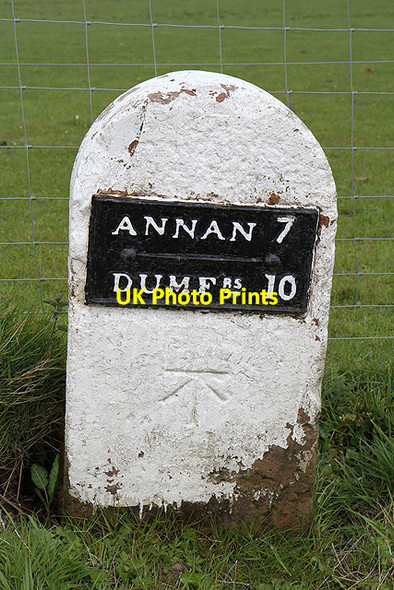 Photo 6"x4" A milestone at Clarencefield Clarencefield c2012
