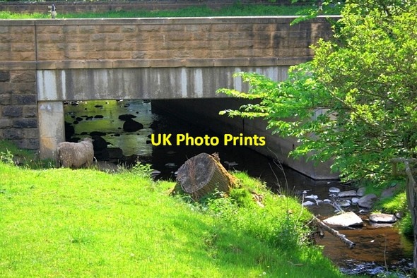 Photo 6"x4" Bridge over Stream Tow Law c2012
