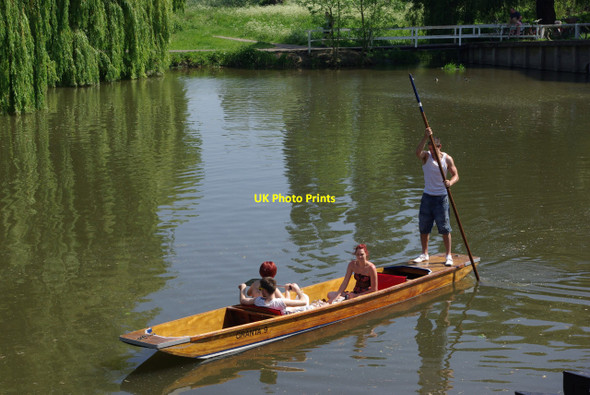Photo 6"x4" Punting in Mill Pit Cambridge\/TL4658 c2012