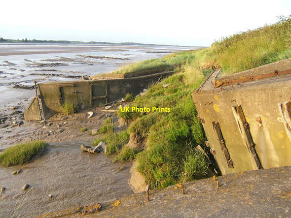 Photo 6"x4" Purton hulks Hinton\/SO6803 c2009