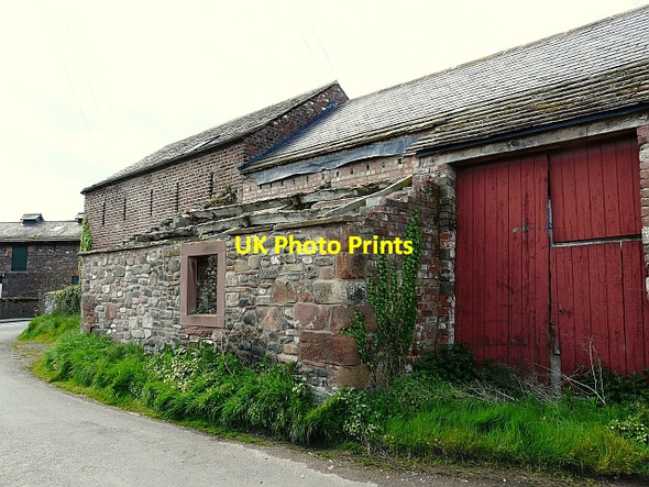 Photo 6"x4" An old barn Kirkandrews-on-Eden c2012