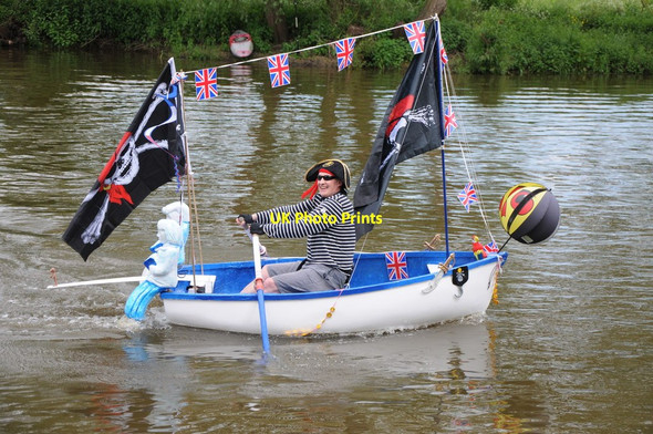 Photo 6"x4" Twyning Jubilee Regatta 8 Twyning Green c2012