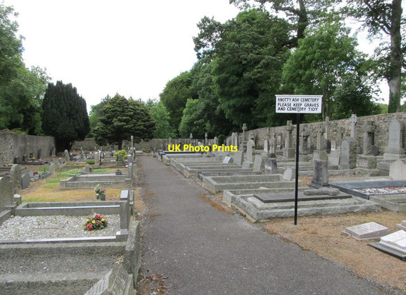 Photo 6"x4" Knotty Ash Cemetery Rostrevor c2012