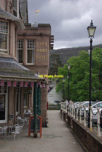 Photo 6"x4" Fife Arms Hotel, Braemar Castleton\/NO1591 c2012