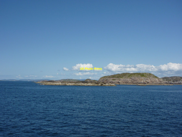 Photo 6"x4" By Steamer to Iona - 4th June 2012 : Dubh Sgeir, Ross Of Mull Dubh Sgeir\/NM2718 c2012