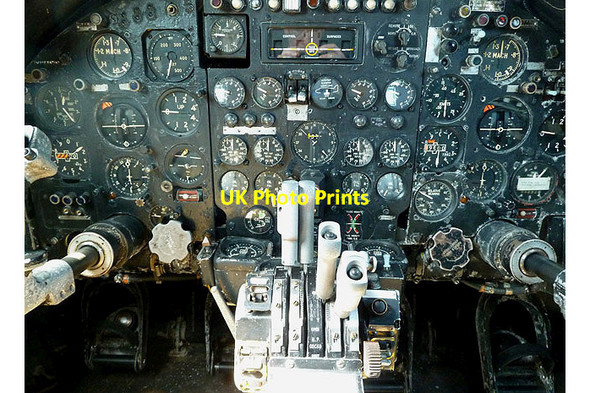 Photo 6"x4" The cockpit of the Avro Vulcan Bomber at the Solway Aviation Museum Irthington c2012
