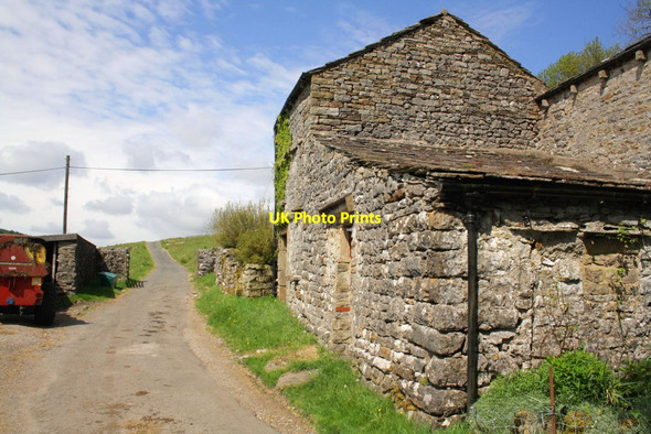 Photo 6"x4" Farm buildings at Beckermonds Beckermonds c2012
