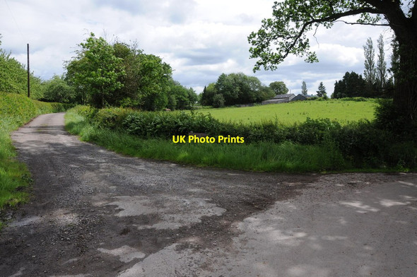 Photo 6"x4" Drive to Bottom Farm Wernrheolydd c2012