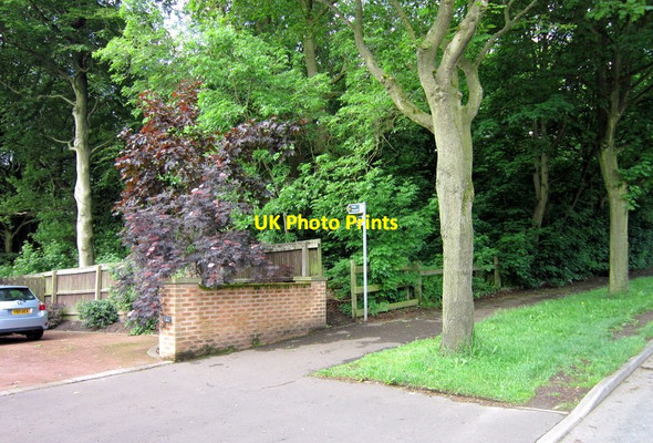 Photo 6"x4" Footpaths off Bradley Road Fixby c2012