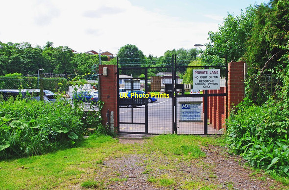 Photo 6"x4" Entrance to Redstone Caravan Park, Stourport-on-Severn Stourport-on-Severn c2012
