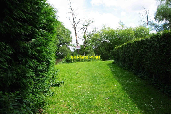 Photo 6"x4" Public footpath near River Severn, Stourport-on-Severn Stourport-on-Severn c2012