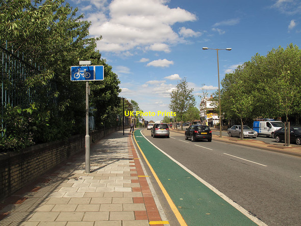 Photo 6"x4" New cycle lane on Woolwich Road Greenwich\/TQ3977 c2012