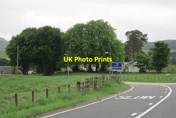 Photo 6"x4" Entering Roberton from the northeast Roberton\/NS9428 c2012